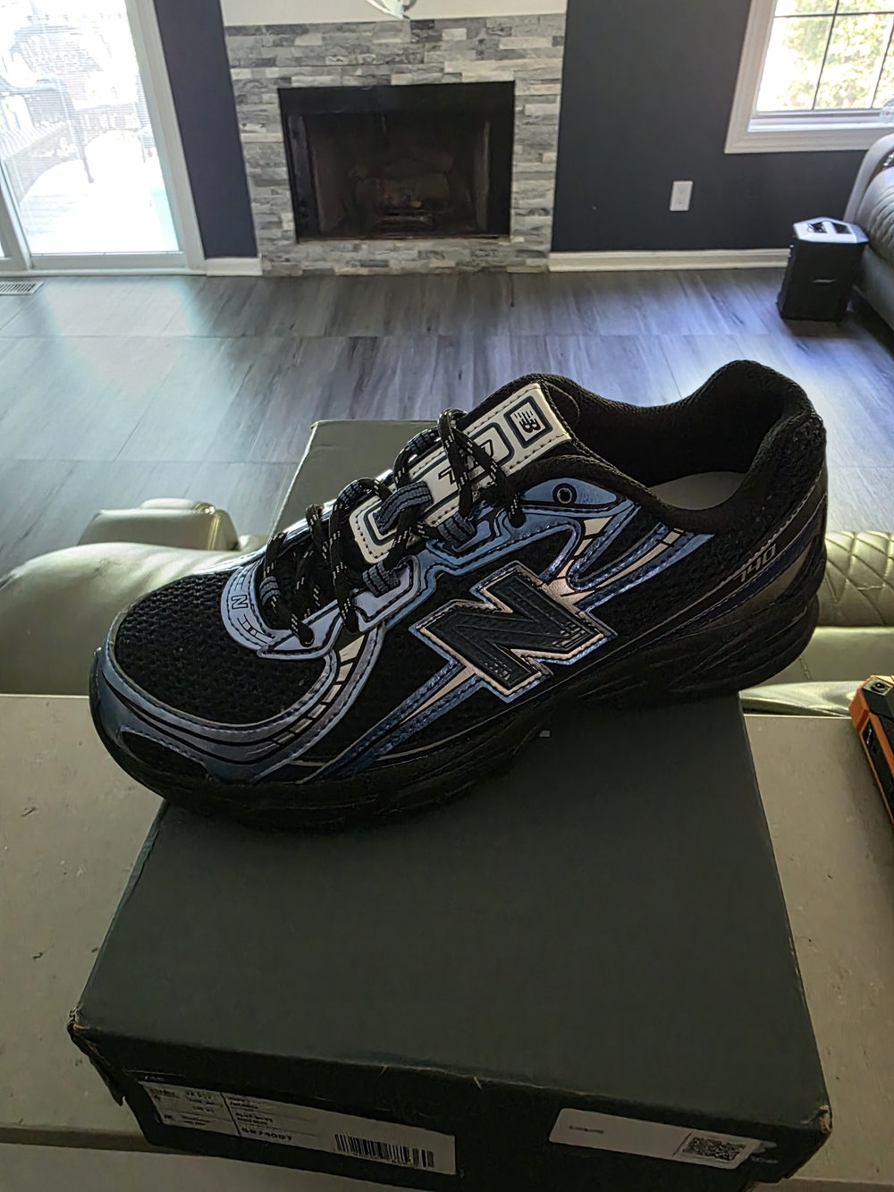 New Balance 740 Black & Blue Running Shoe